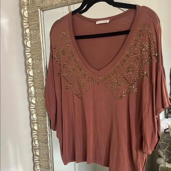 Lush pinkish clay colored Embellished 3/4 Sleeve Blouse Small - Picture 3 of 6